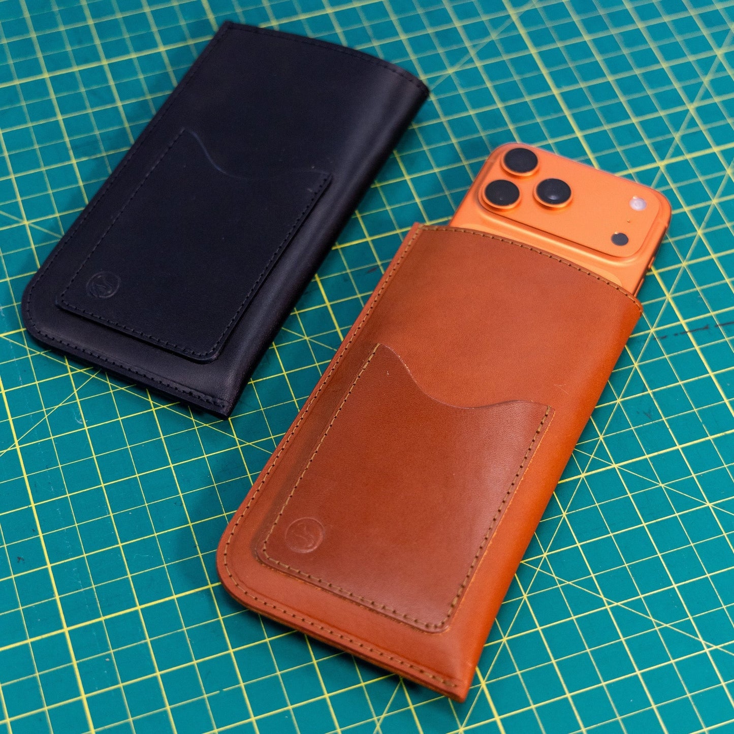 English Bridle iPhone Leather Wallet