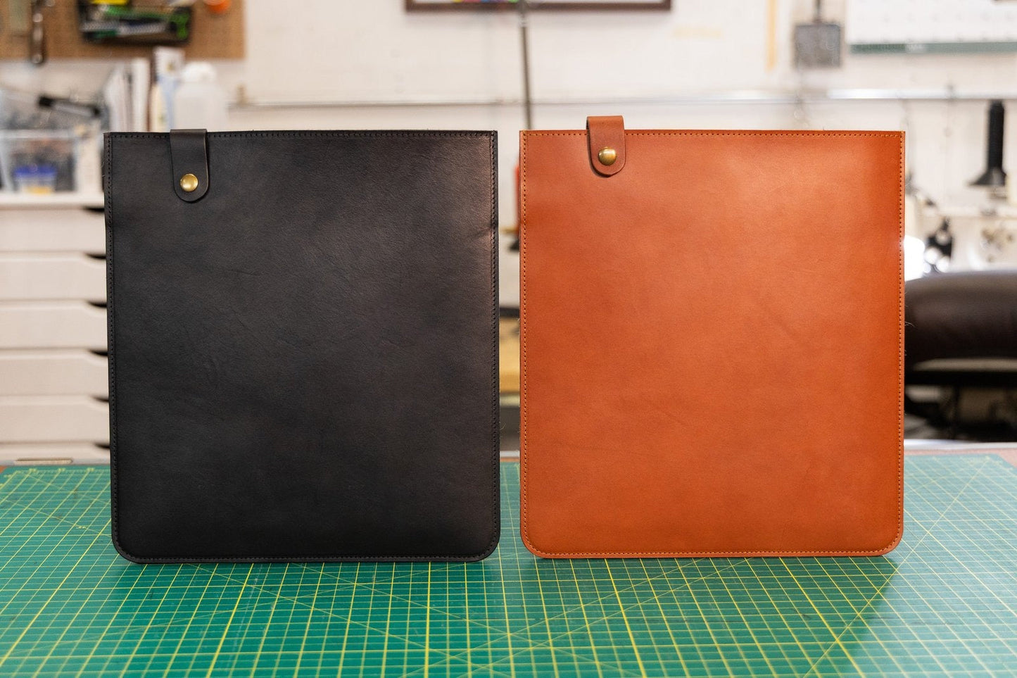 English Bridle Magic Keyboard Leather Sleeve